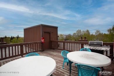 Affordable downtown living close to ALL the amenities and a huge - photo 26