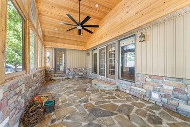 MOTIVATED SELLER. Seller able to provide flooring allowancee - photo 33