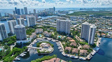 Little Maule Lake Condo For Sale in Aventura Florida