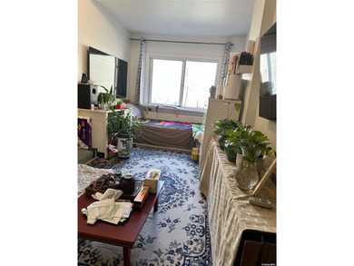 East River Townhome/Townhouse For Sale in Flushing New York