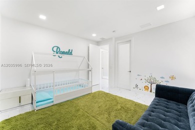 Rarely Available in Grand Oaks - the Premier Estate Enclave of - photo 24