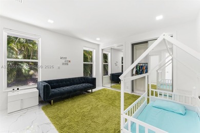 Rarely Available in Grand Oaks - the Premier Estate Enclave of - photo 25