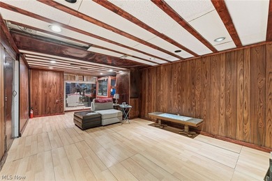 Discover the perfect blend of comfort and convenience in this - photo 36