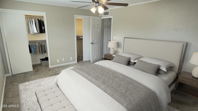 Welcome to this inviting Dreamland Villa home in Mesa, offering