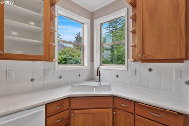 Showcase-quality craftsmanship and timeless elegance define this - photo 15