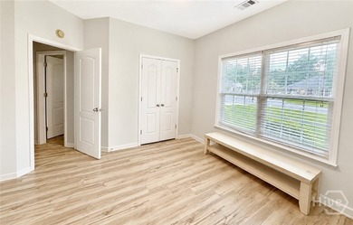 Welcome to 140 Colonial Drive! This beautifully maintained 4 - photo 23