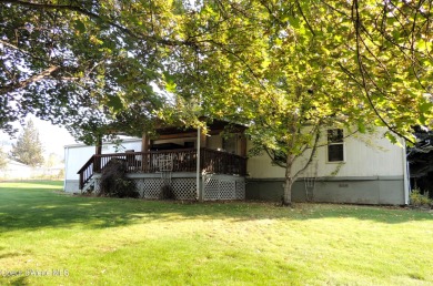 Lake Home For Sale in Saint Maries, Idaho