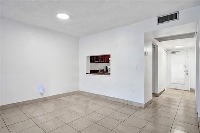 Spacious 2-Bedroom, 2-Bath Condo with Lake Views in Pine Island - photo 15