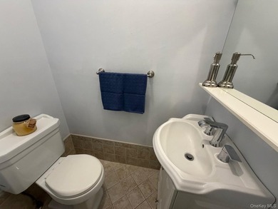 Cameo Townhouses is the best kept secret place to live! This - photo 18
