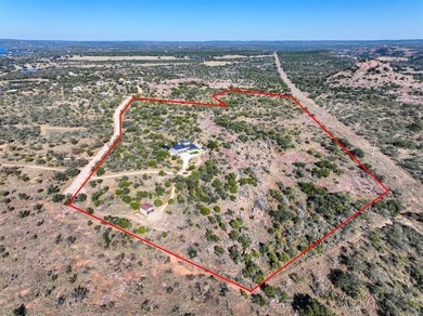Luxury Barndominium Retreat on 39 acres with Lake Views and - photo 20