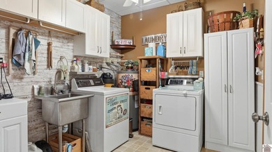 Located on main channel of Kentucky Lake, this spacious home - photo 25