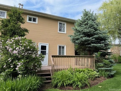 Cameo Townhouses is the best kept secret place to live! This - photo 29