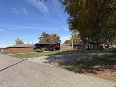 Turnkey, fully operating & equipped resort complex on Reelfoot - photo 33