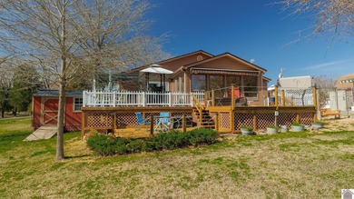 Located on main channel of Kentucky Lake, this spacious home - photo 39