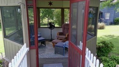 Located on main channel of Kentucky Lake, this spacious home - photo 41