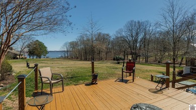 Located on main channel of Kentucky Lake, this spacious home - photo 42