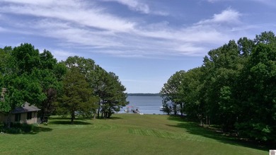 Located on main channel of Kentucky Lake, this spacious home - photo 43