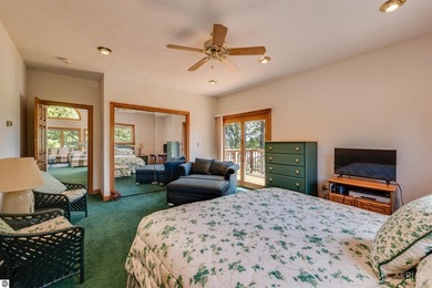 If you're looking for the ultimate seclusion, peacefulness and - photo 50