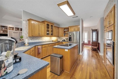Tucked within the gated community of Oak Grove Island, 189 - photo 10