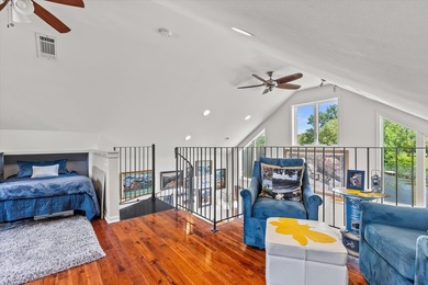 Lake life doesn't have to mean a huge house--just the perfect - photo 20