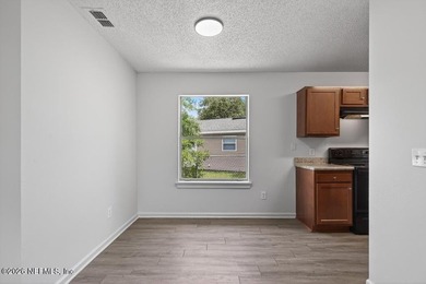 Charming 2-bedroom, 1-bath home in the heart of Jacksonville - photo 21