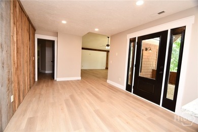 Welcome to your Lake Hartwell retreat! Nestled on a beautifully - photo 7