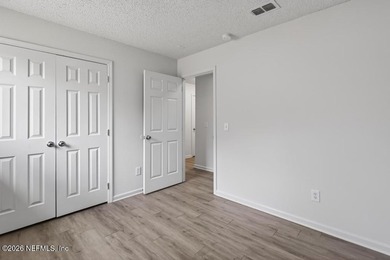 Charming 2-bedroom, 1-bath home in the heart of Jacksonville - photo 38