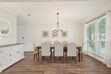 Motivated seller! With 5 oversized bedrooms, pool, top-tier - photo 5