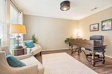 Motivated seller! With 5 oversized bedrooms, pool, top-tier - photo 7