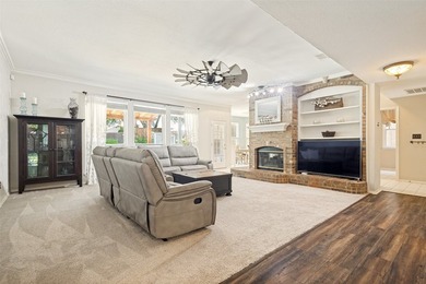 Motivated seller! With 5 oversized bedrooms, pool, top-tier - photo 10