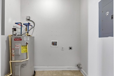 Welcome to this beautiful 3-bedroom, 2-bath first floor condo in - photo 17