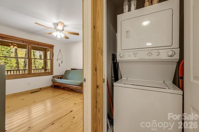 Meticulously maintained and full of charm, this 2 bed, 2 bath - photo 20
