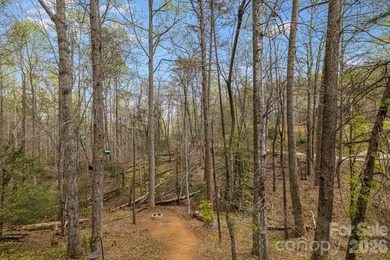 Meticulously maintained and full of charm, this 2 bed, 2 bath - photo 25