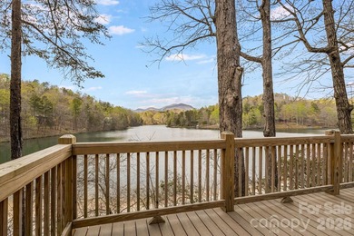 Meticulously maintained and full of charm, this 2 bed, 2 bath - photo 32