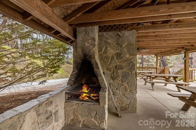 Meticulously maintained and full of charm, this 2 bed, 2 bath - photo 35