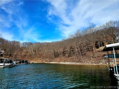 Lake of the Ozarks Lot For Sale in Four Seasons Missouri