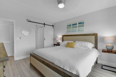 Beautifully remodeled, HIGH INCOME, direct ocean front condo at - photo 2