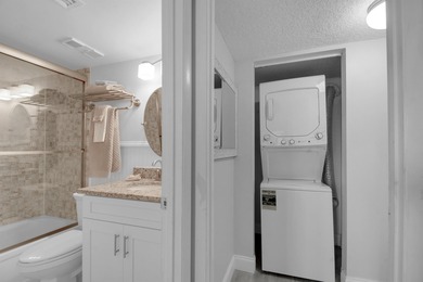 Beautifully remodeled, HIGH INCOME, direct ocean front condo at - photo 4