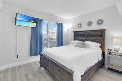 Beautifully remodeled, HIGH INCOME, direct ocean front condo at - photo 6