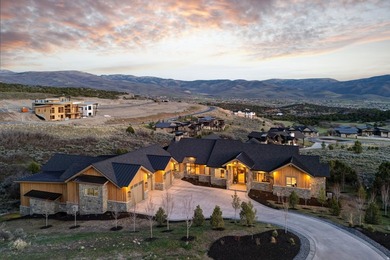 Positioned on 1.62 acres, 2566 E Boulder Top Way is an - photo 2