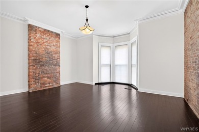 Welcome to 16 Allen St, where 19th-century architecture meets - photo 16