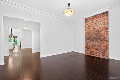 Welcome to 16 Allen St, where 19th-century architecture meets - photo 18