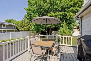 Welcome to 259 Woodlawn Avenue in the heart of St. James. This - photo 30