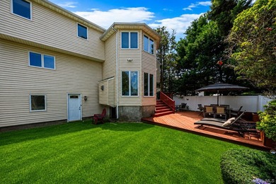 Welcome Home To This Incredibly Designed One Of A Kind & - photo 30