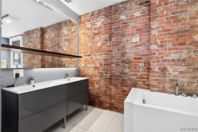 Welcome to 16 Allen St, where 19th-century architecture meets - photo 31