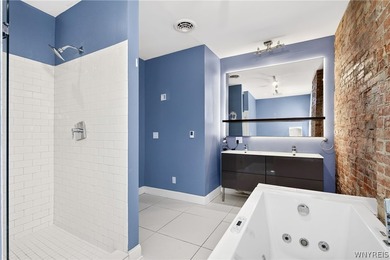 Welcome to 16 Allen St, where 19th-century architecture meets - photo 32