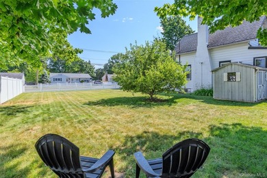 Welcome to 259 Woodlawn Avenue in the heart of St. James. This - photo 32