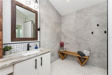 PRICED TO SELL! TURN-KEY, FULLY FURNISHED. IMPECCABLY REMODELED - photo 37