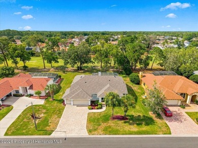 Located in Glen Lakes. NEW ROOF IN SEPTEMBER, 2024! Beautiful - photo 2