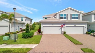 Lake Townhome/Townhouse For Sale in Bradenton, Florida